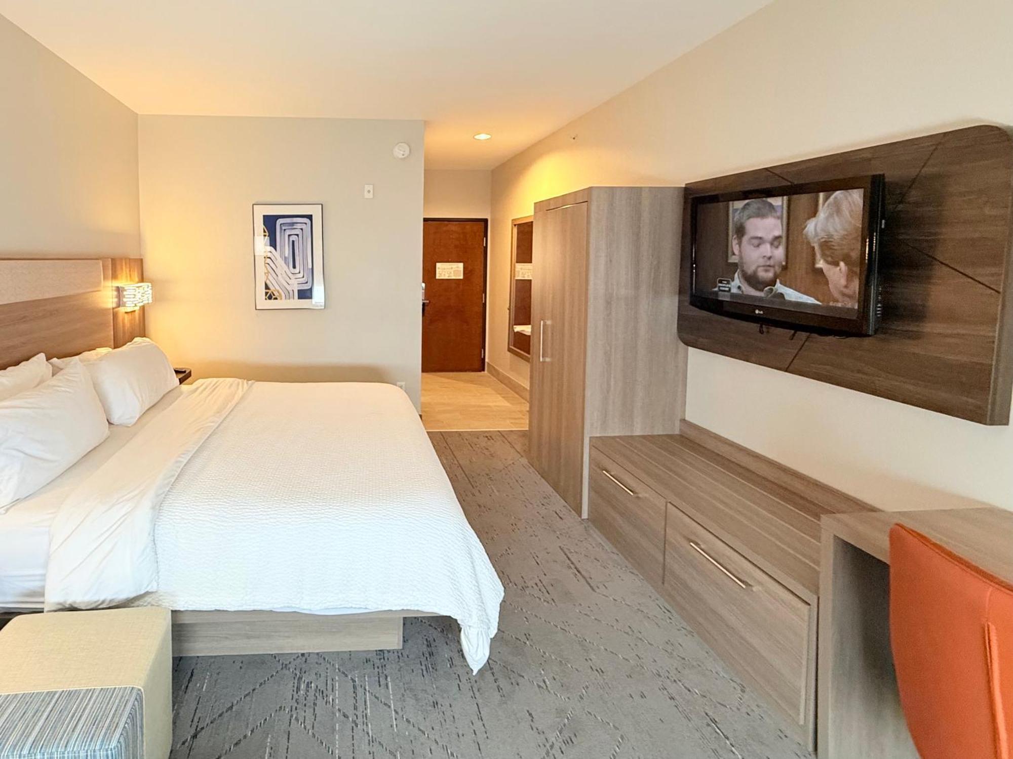 Holiday Inn Express Kenedy By Ihg Eksteriør bilde