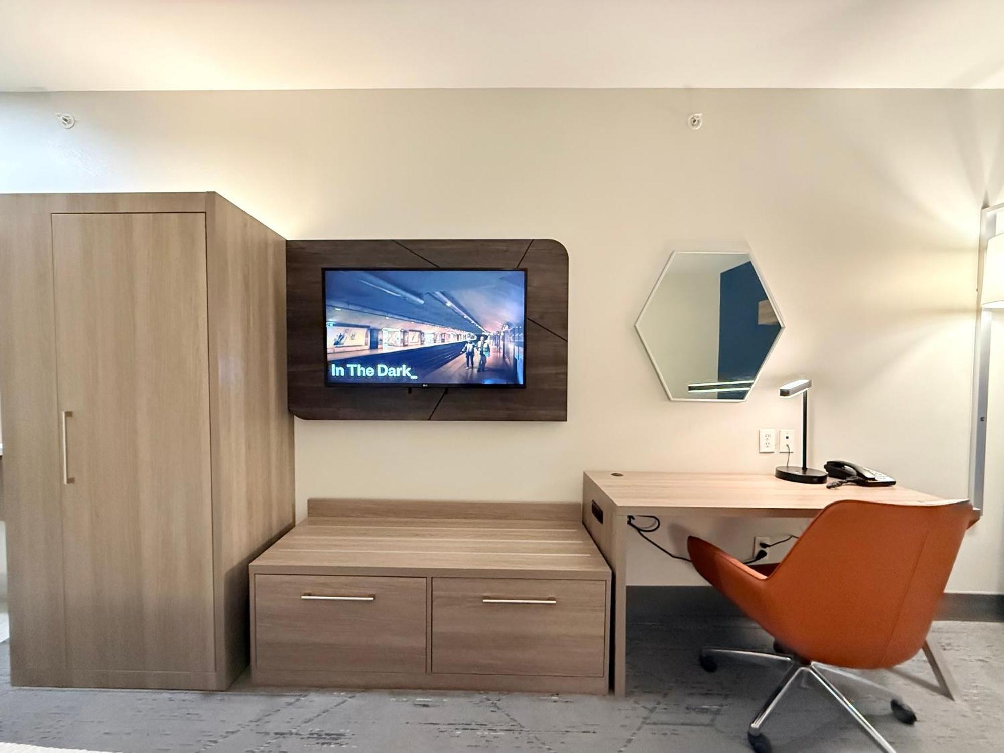 Holiday Inn Express Kenedy By Ihg Eksteriør bilde