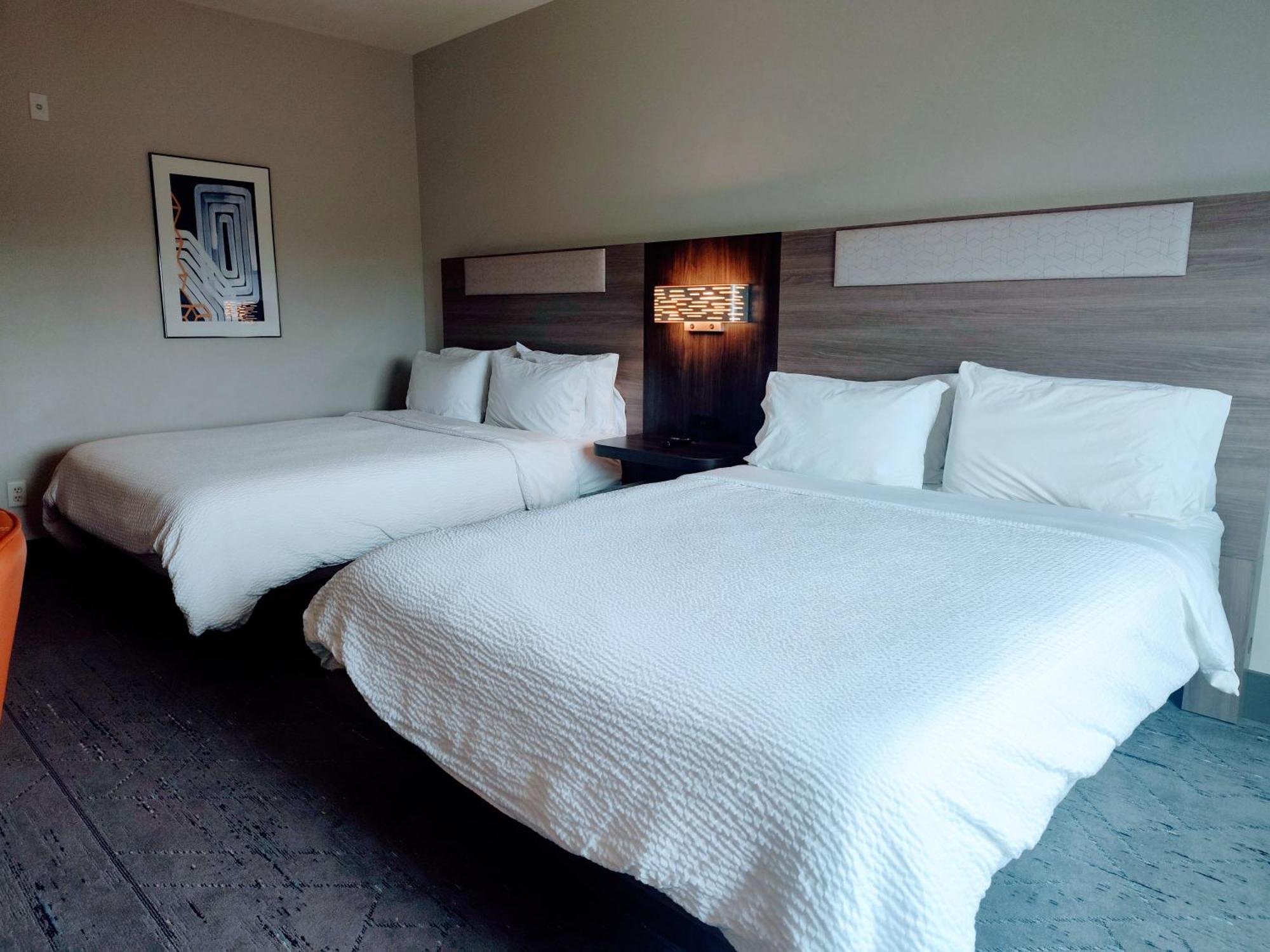 Holiday Inn Express Kenedy By Ihg Eksteriør bilde